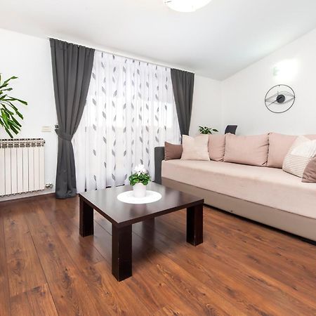 Mate & Mira Appartement Rovinj Buitenkant foto